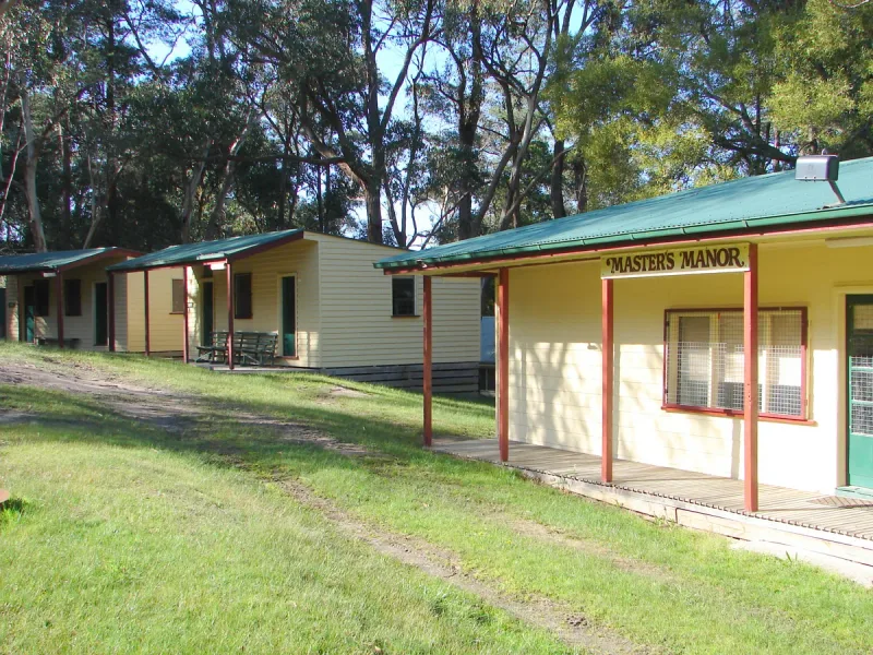 Masters Manner exterior